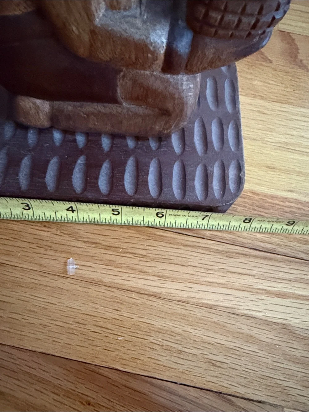 Hand-Carved Brown Wooden Tiki Bookends - Brand Unbranded